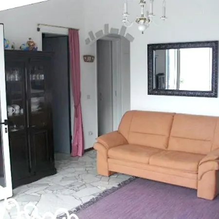 2 Bedrooms Appartement With Lake View And Furnished Terrace At Luino 3 Km Away From The Beach Apartment *